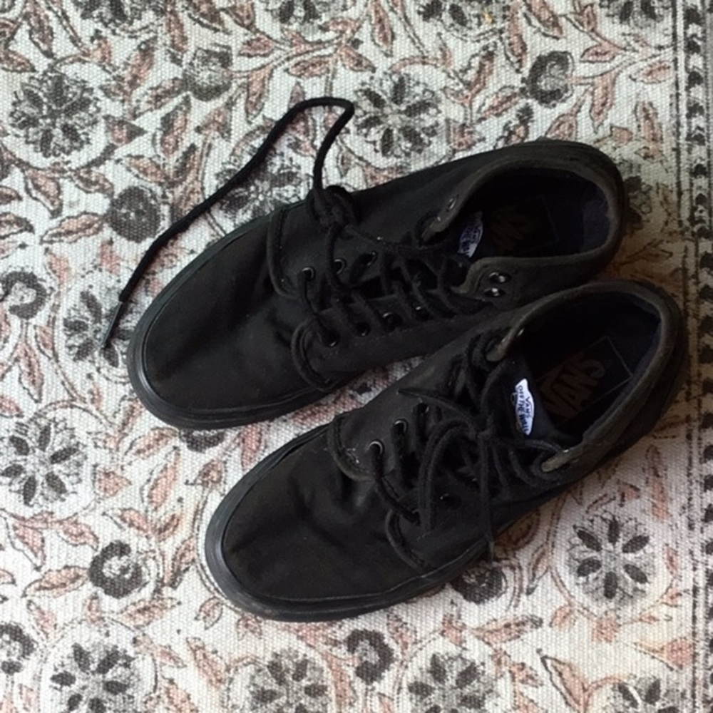 Black vans